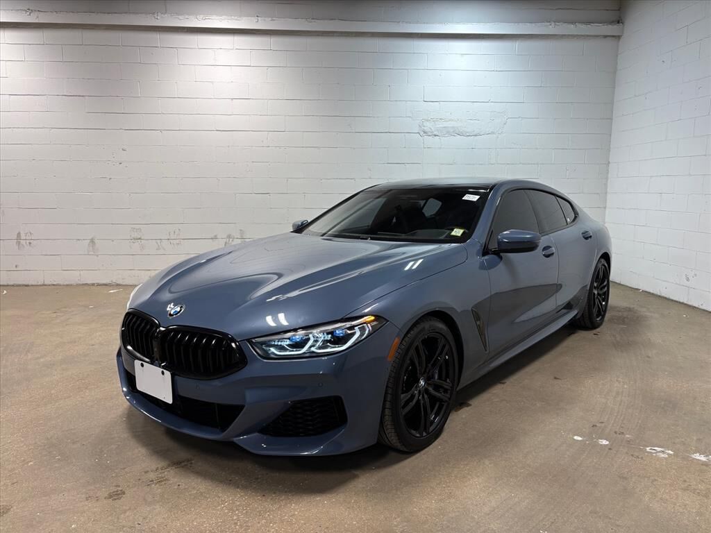 2021 BMW M8