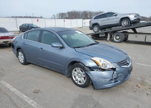 2010 NISSAN Altima