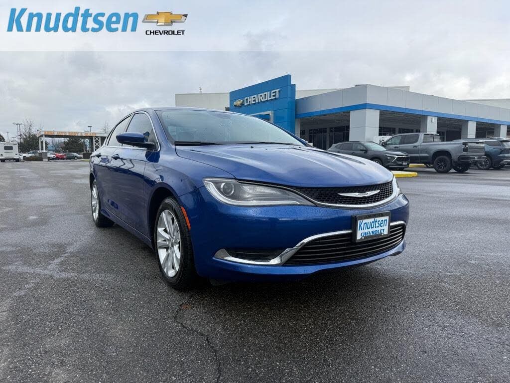 2016 CHRYSLER 200