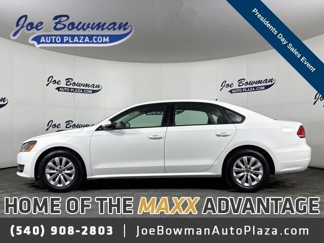 2012 VOLKSWAGEN Passat