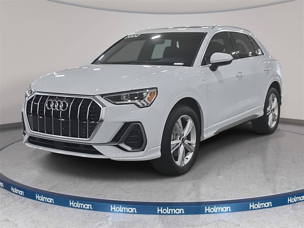 2022 AUDI Q3