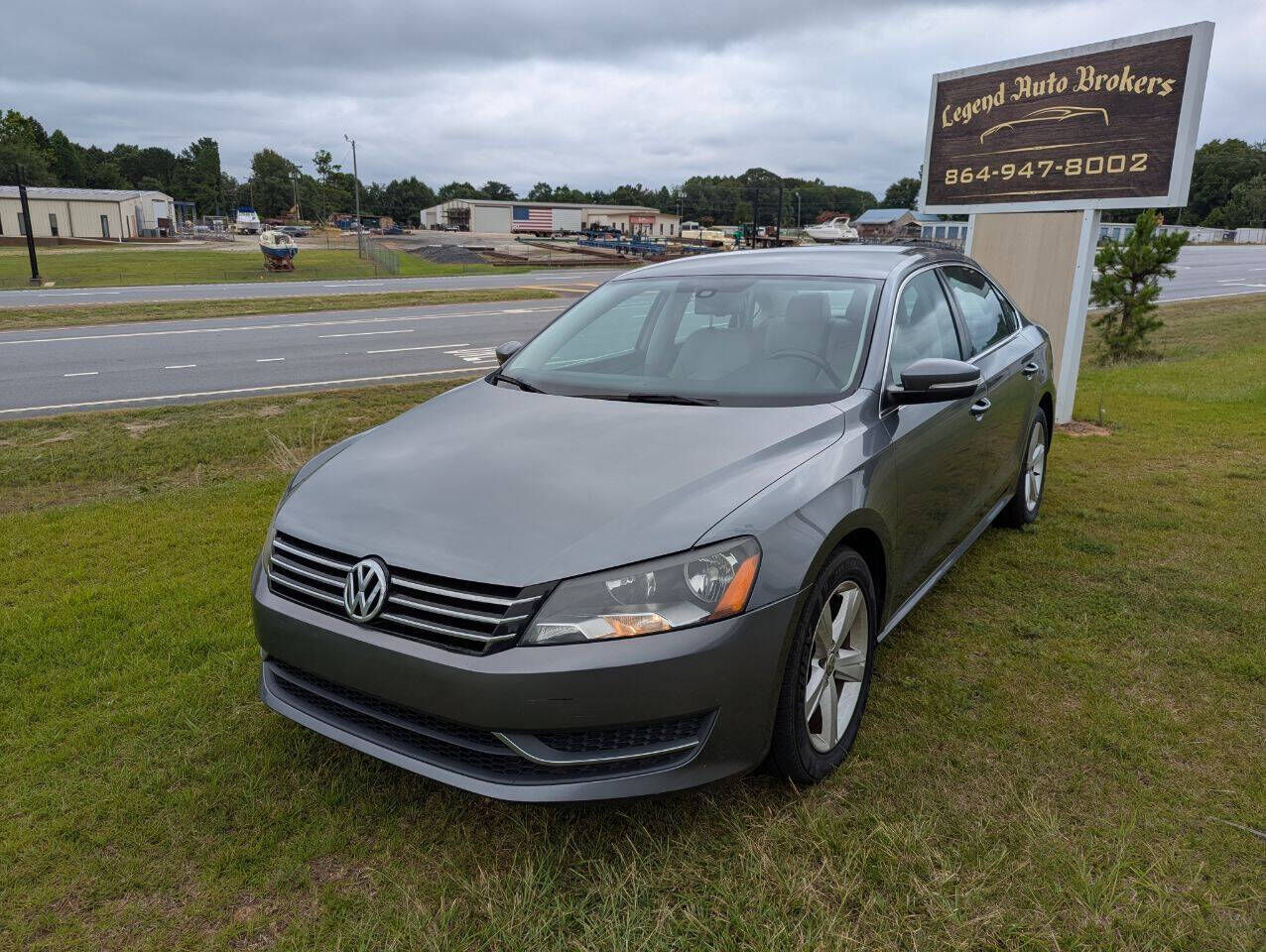 2014 VOLKSWAGEN Passat