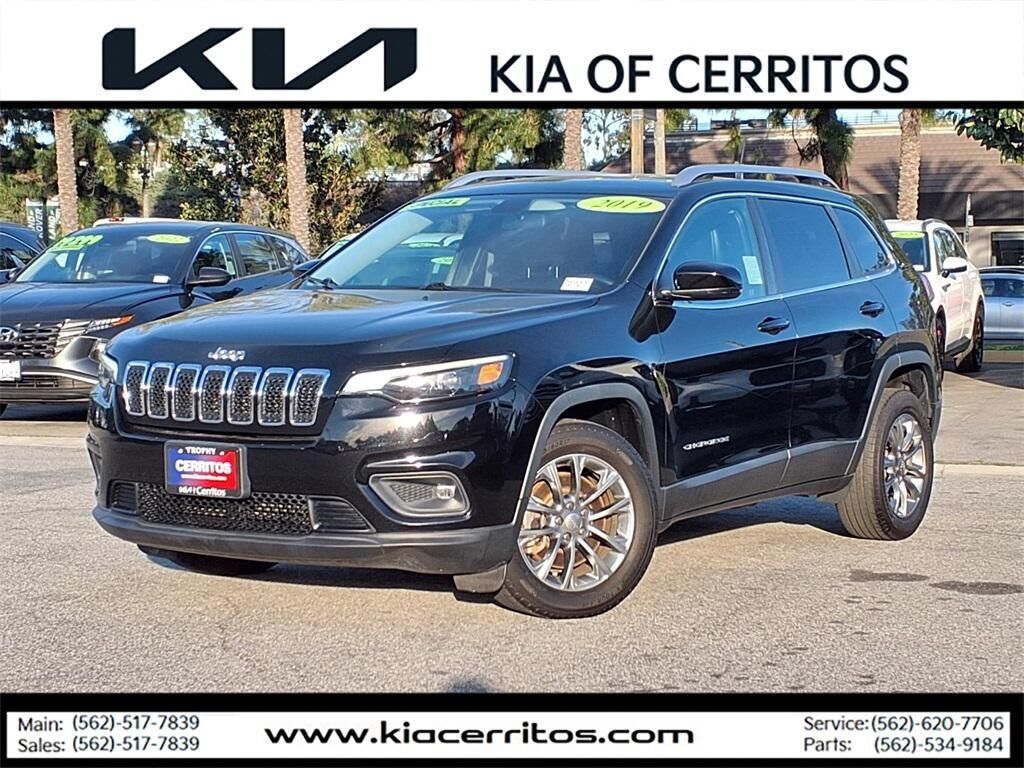 2019 JEEP Cherokee
