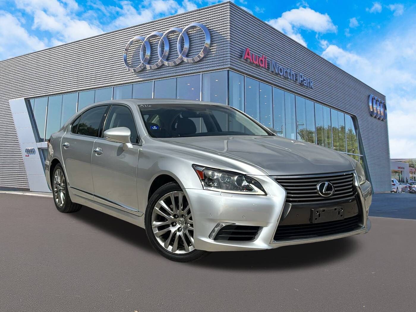 2013 LEXUS LS