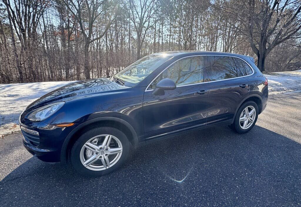 2011 PORSCHE Cayenne