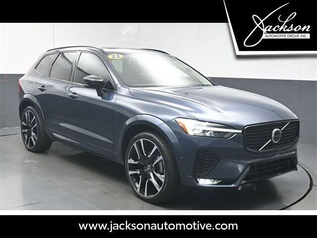 2023 VOLVO XC60