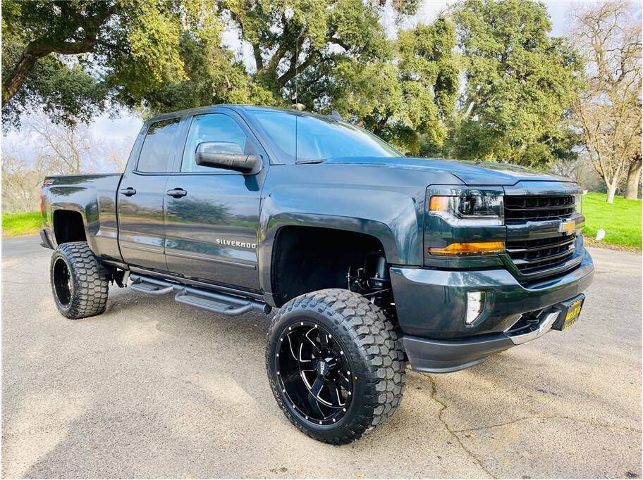 2017 CHEVROLET Silverado