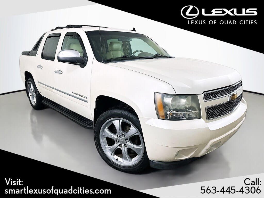 2011 CHEVROLET Avalanche