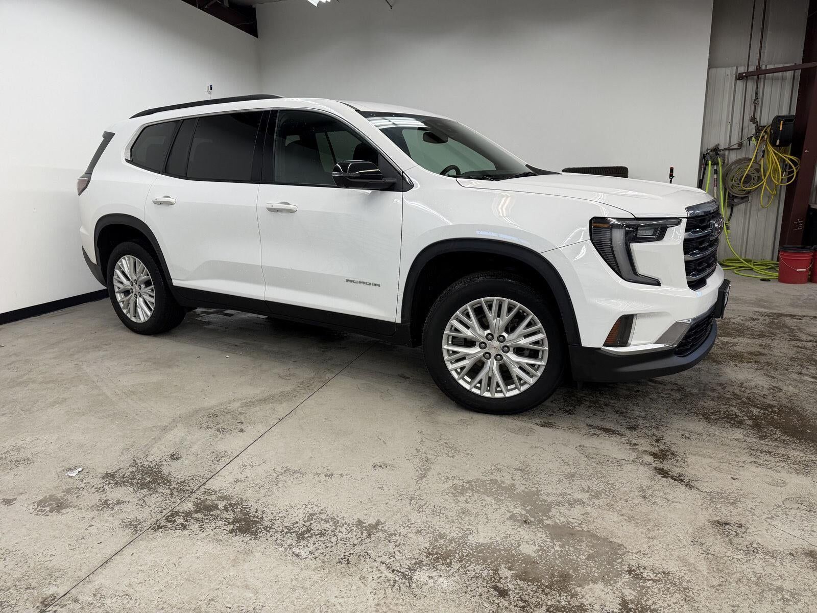 2024 GMC Acadia