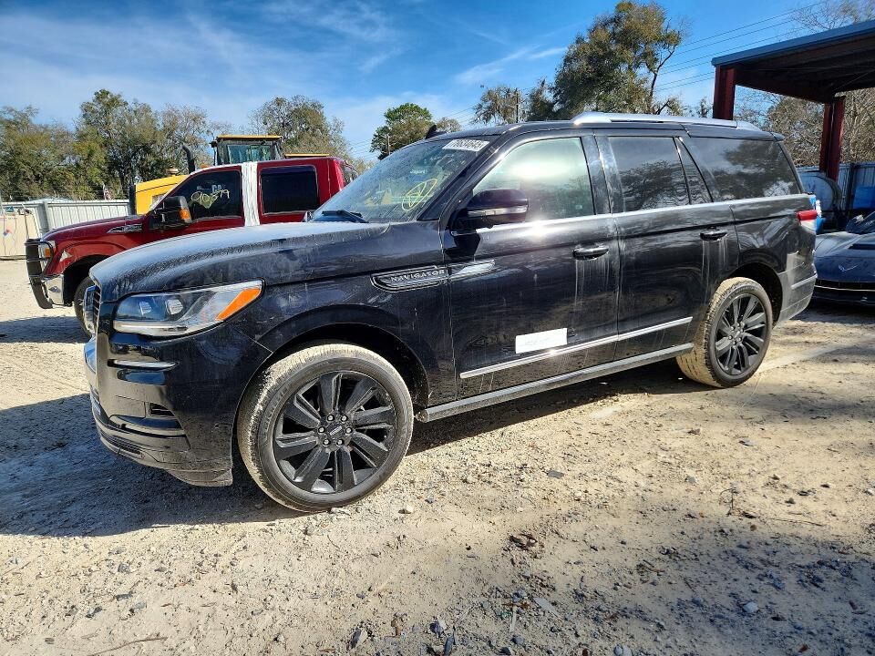 2023 LINCOLN Navigator