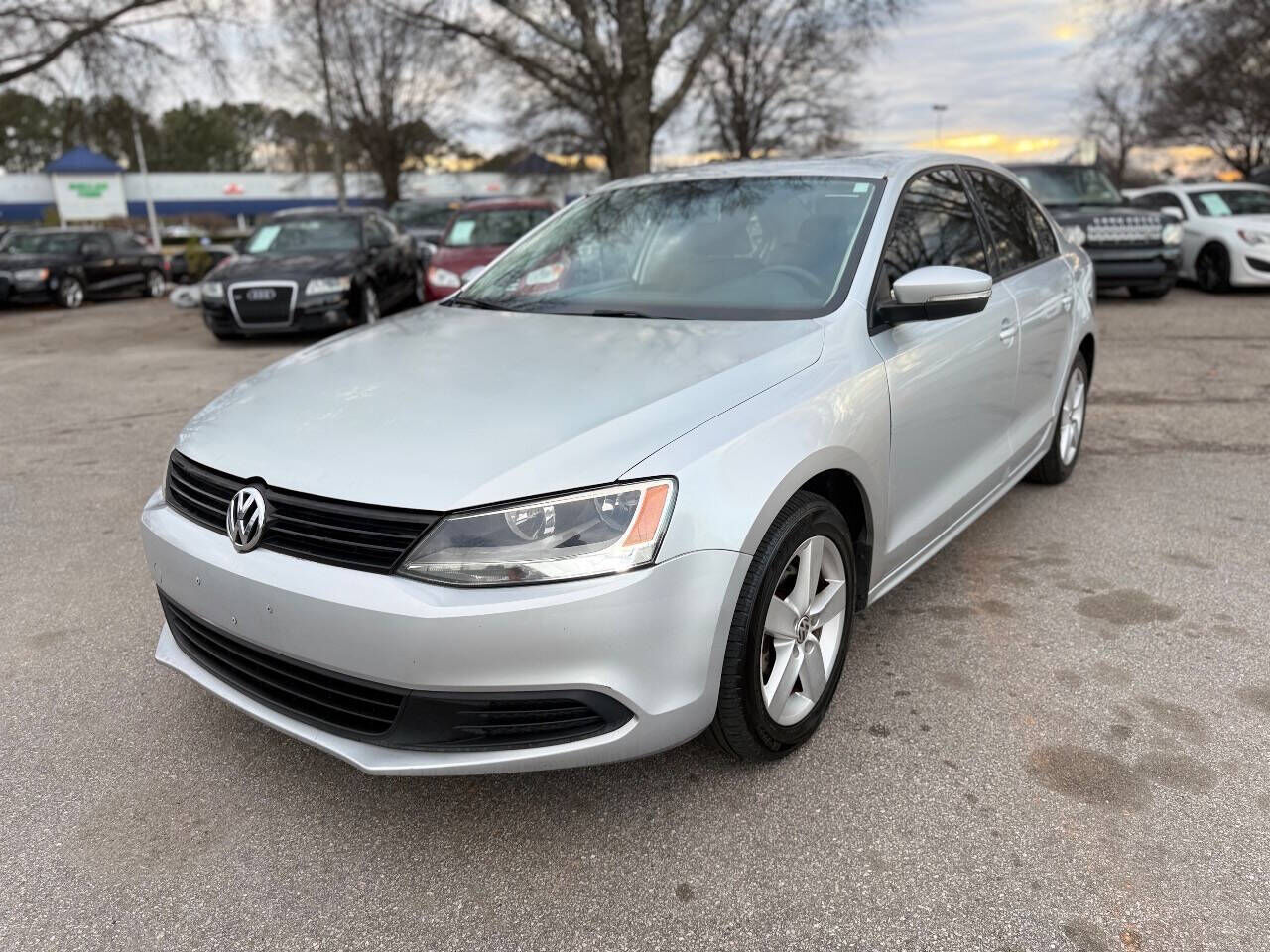 2012 VOLKSWAGEN Jetta