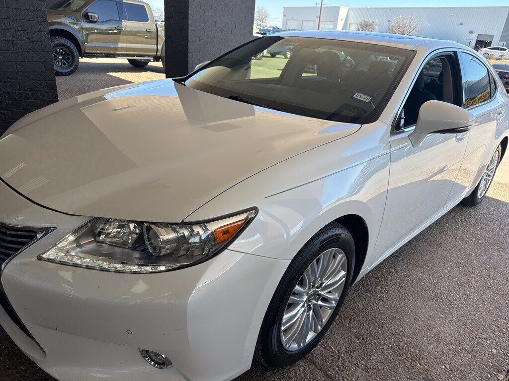 2014 LEXUS ES