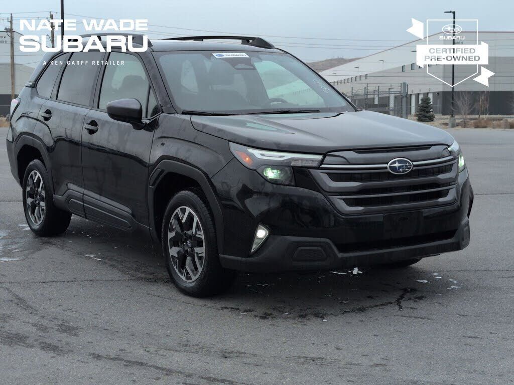 2025 SUBARU Forester