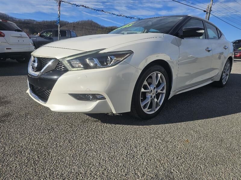 2016 NISSAN Maxima