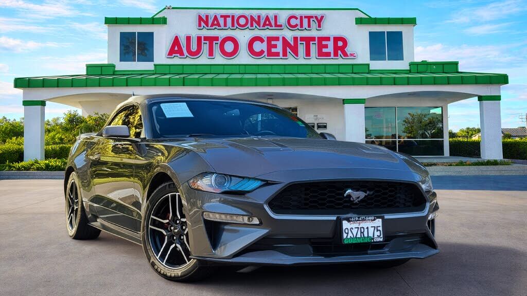 2020 FORD Mustang