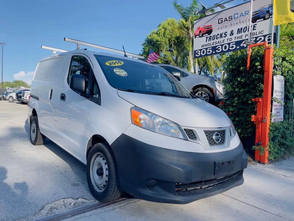 2013 NISSAN NV200