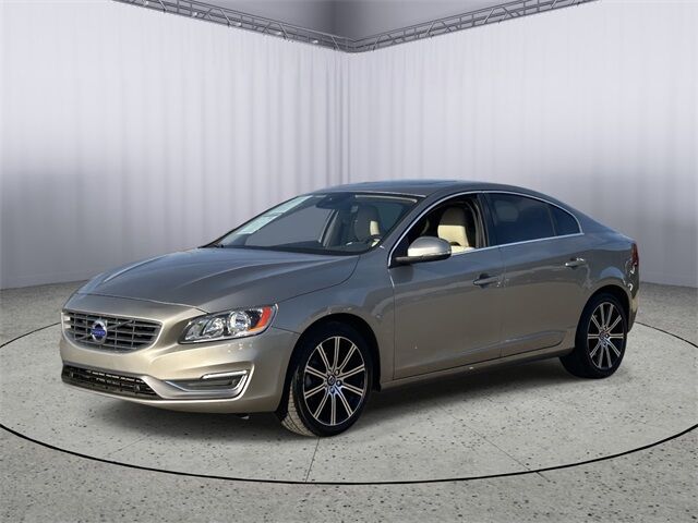 2016 VOLVO S60