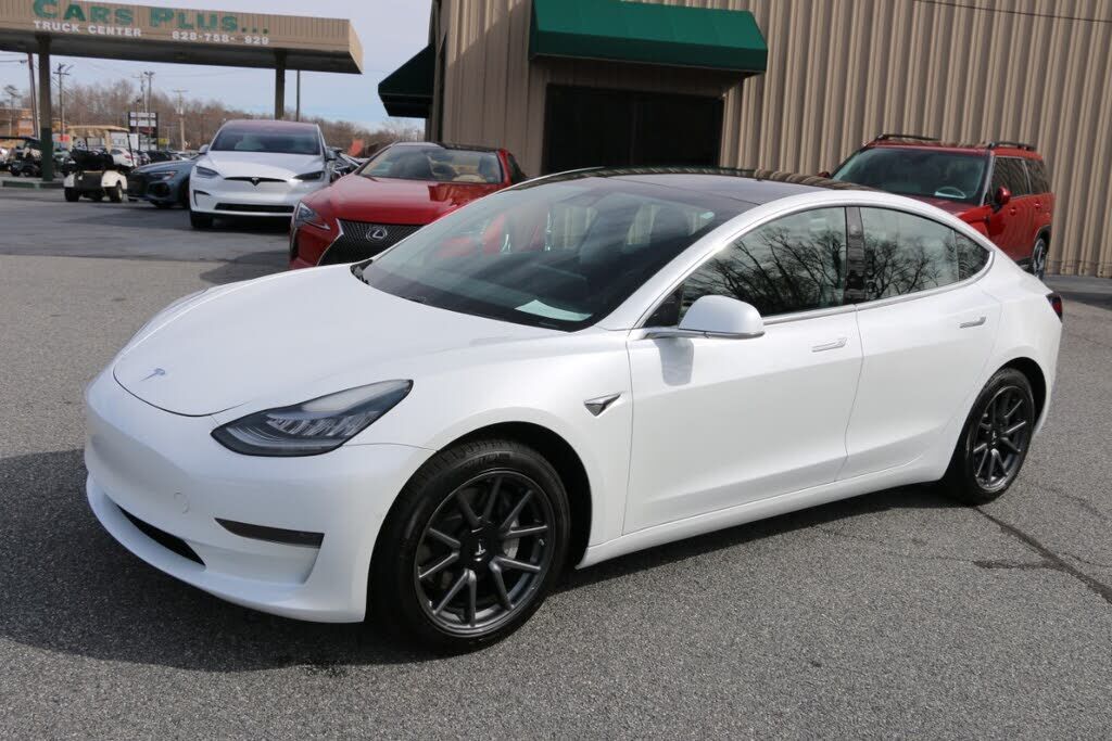 2019 TESLA Model 3