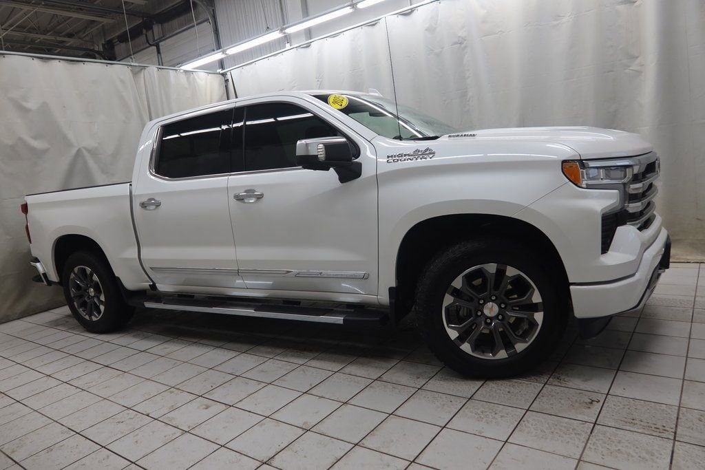 2025 CHEVROLET Silverado