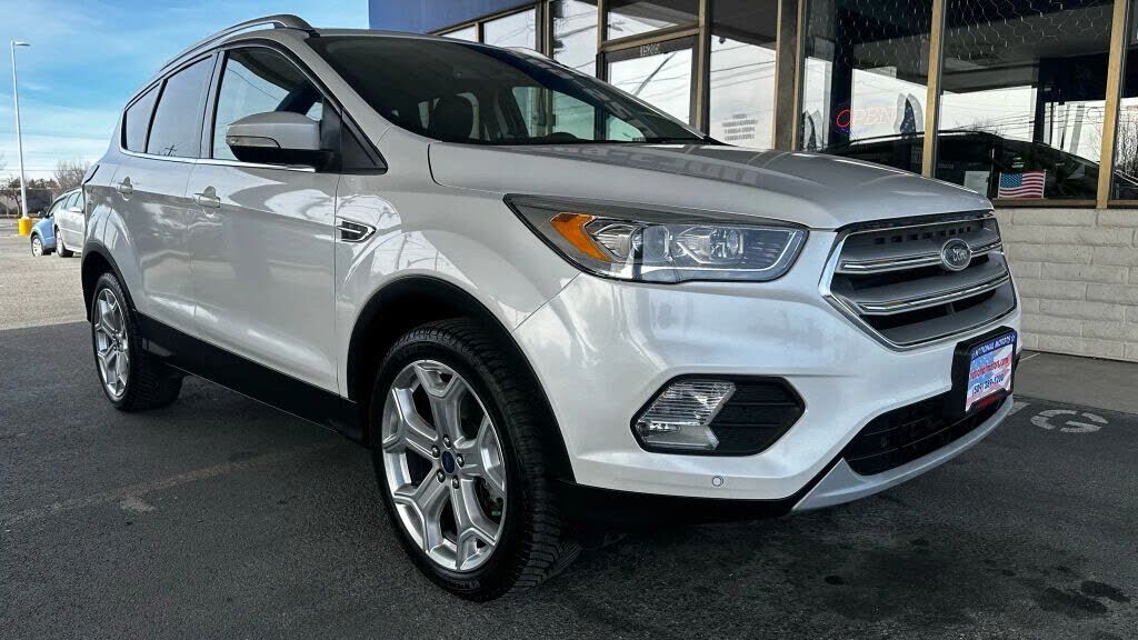 2019 FORD Escape