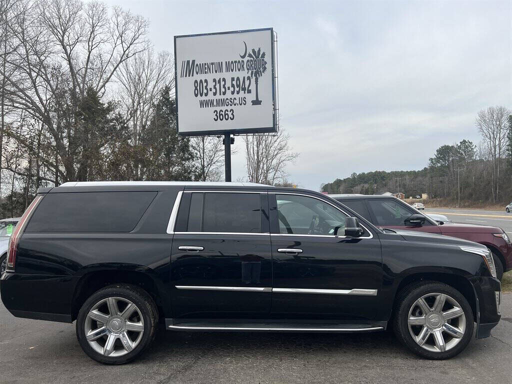 2017 CADILLAC Escalade ESV