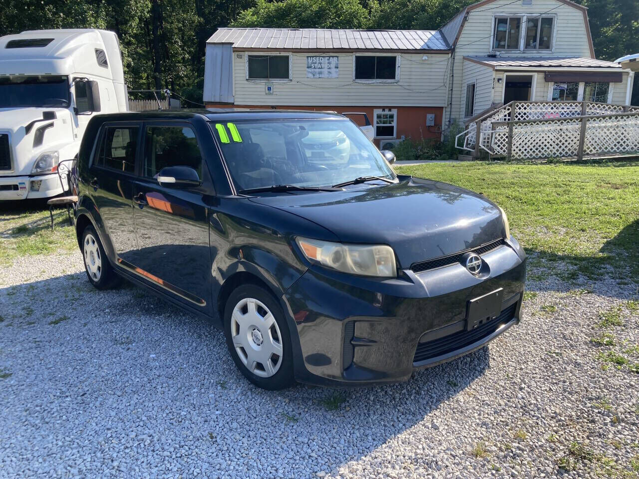 2011 TOYOTA SCION