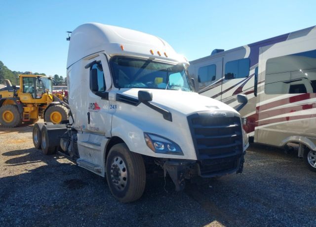 2025 FREIGHTLINER Cascadia