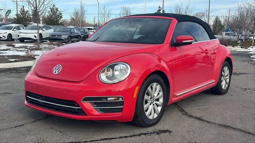 2019 VOLKSWAGEN Beetle