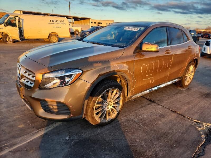 2018 MERCEDES-BENZ GLA-Class