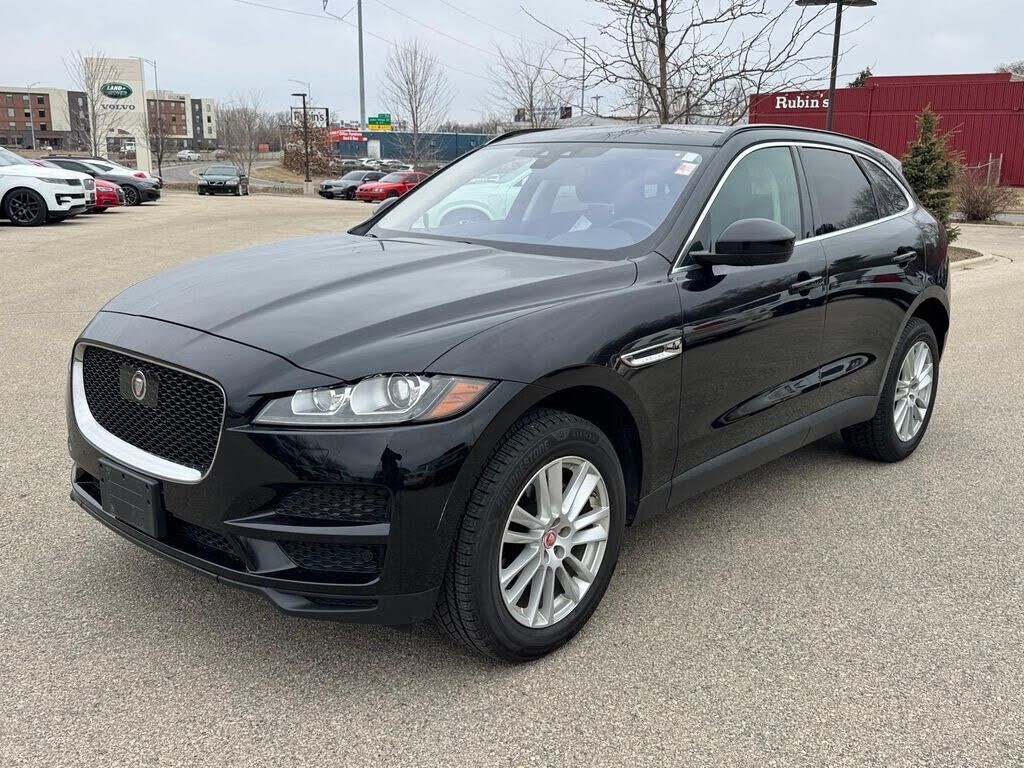 2019 JAGUAR F-Pace