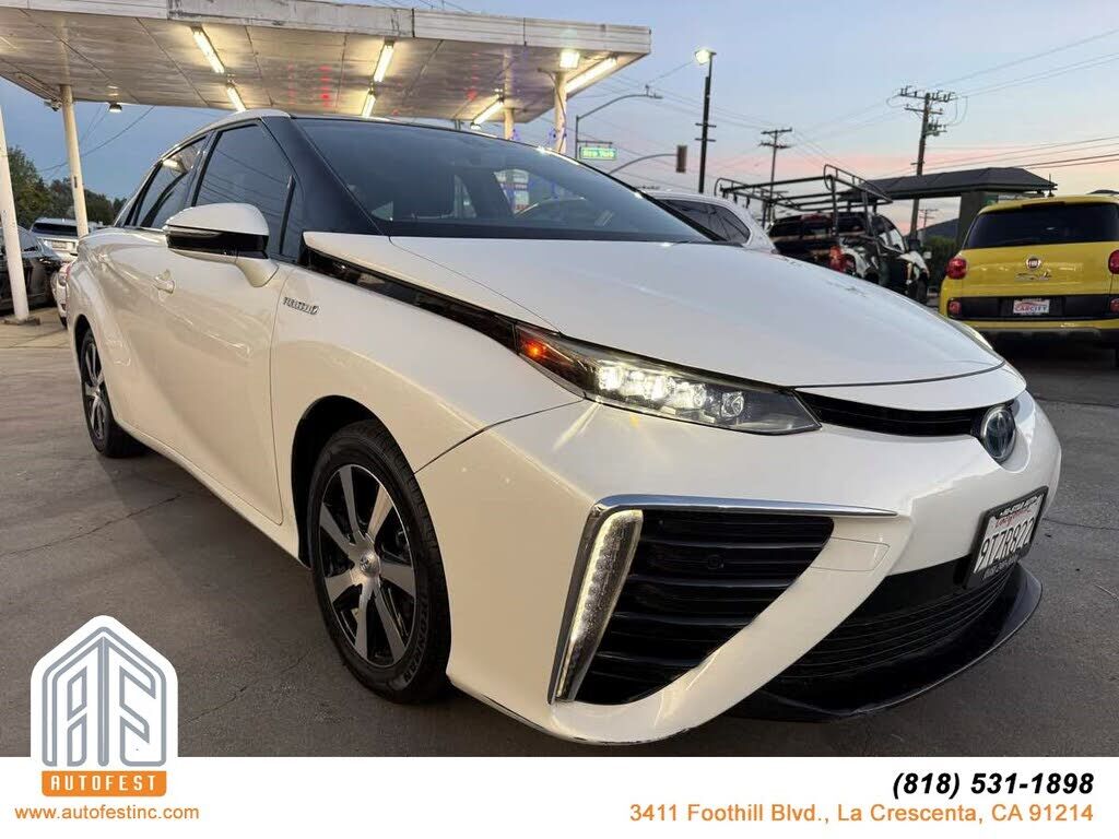 2017 TOYOTA Mirai