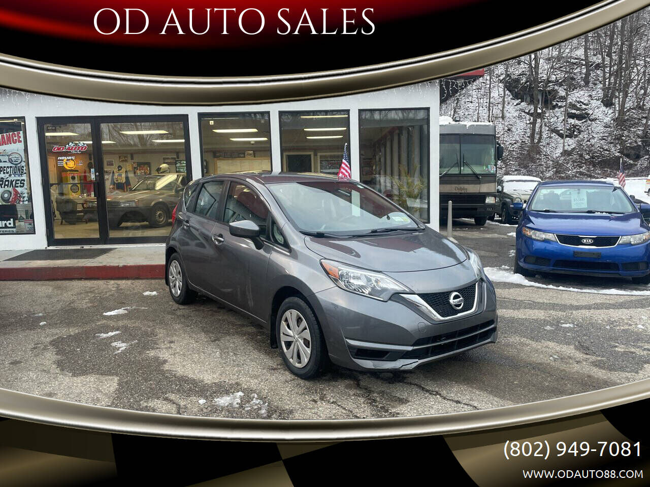 2017 NISSAN Versa