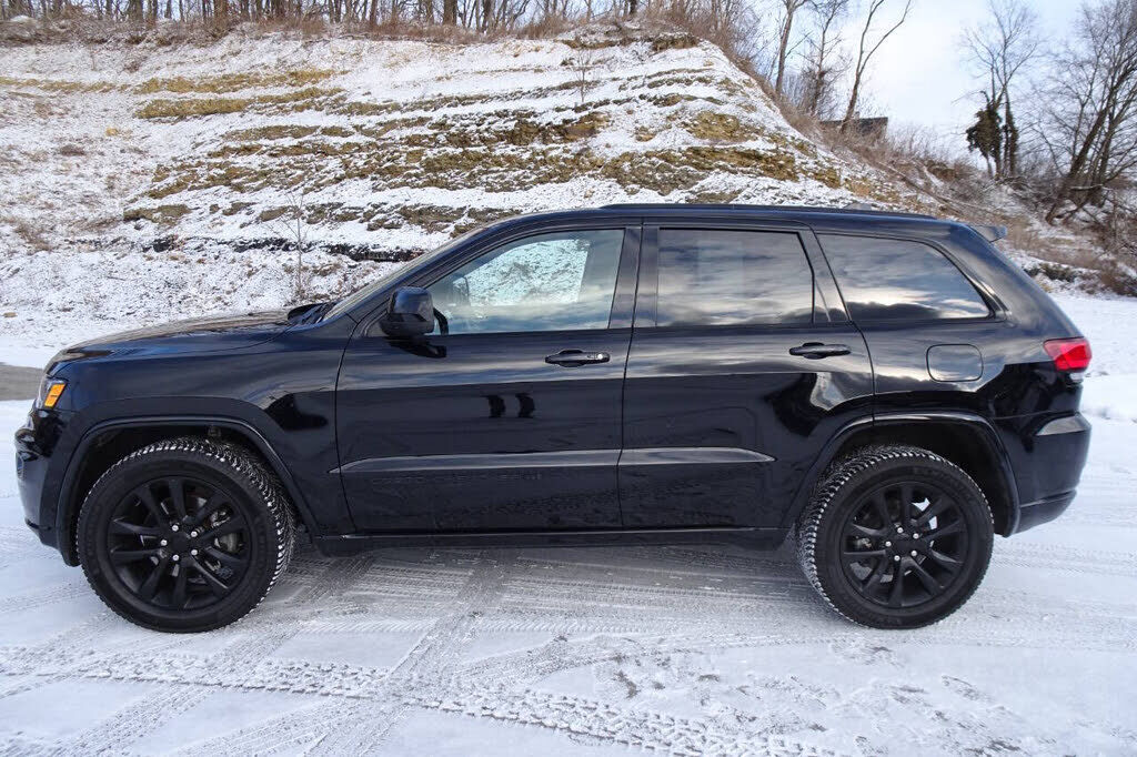 2022 JEEP Grand Cherokee