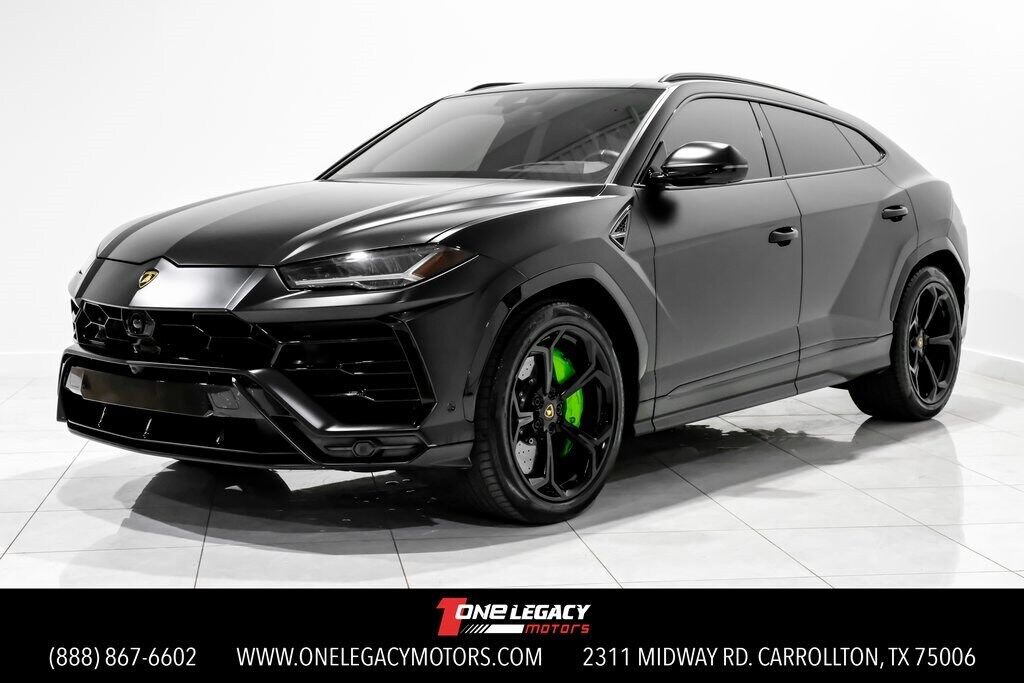 2021 LAMBORGHINI URUS
