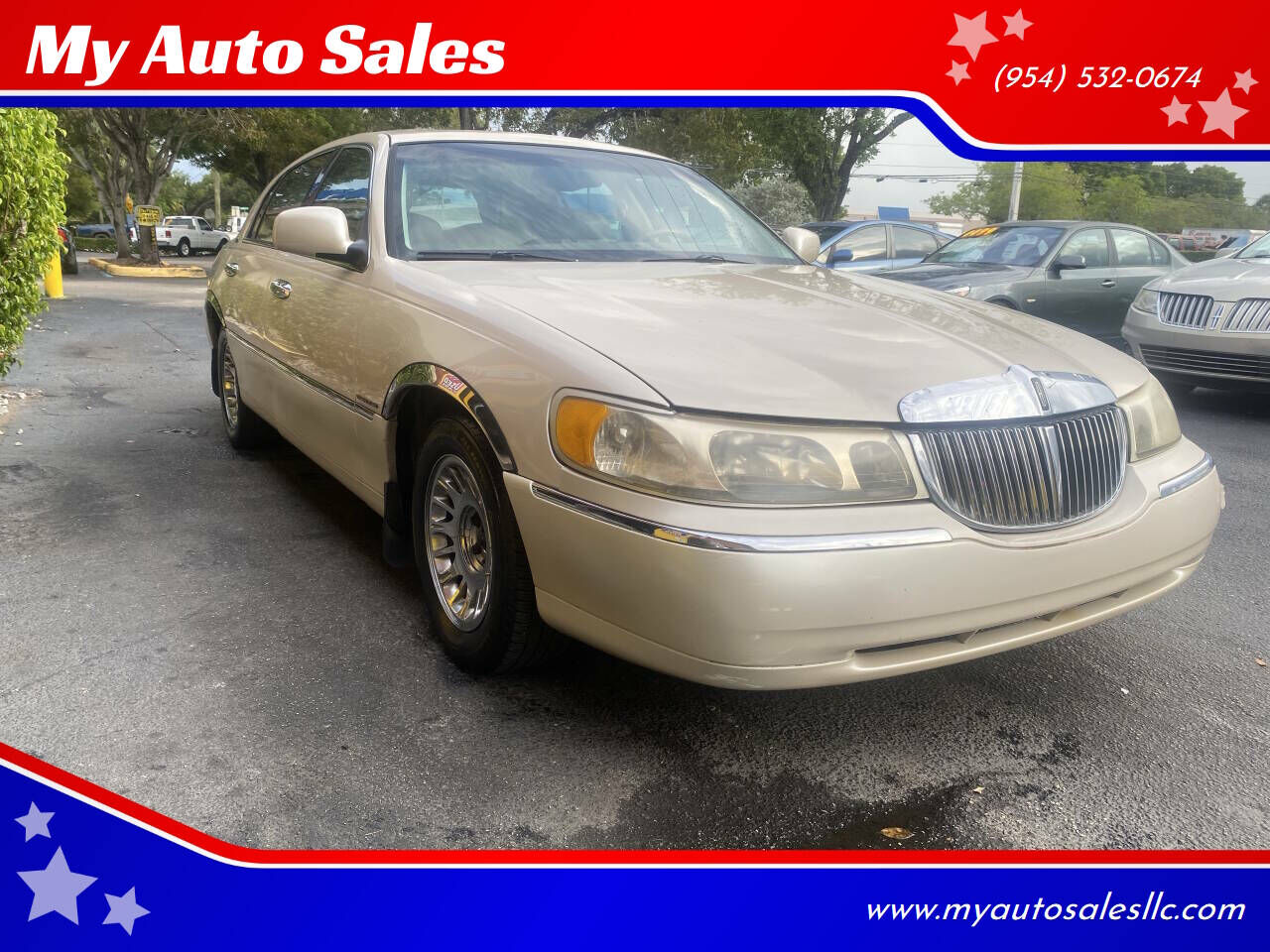 2000 LINCOLN Town Car