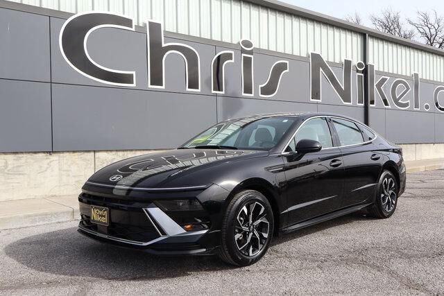 2025 HYUNDAI Sonata
