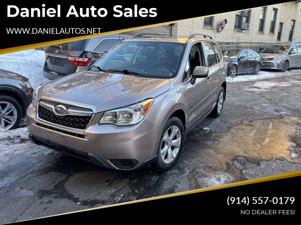 2015 SUBARU Forester