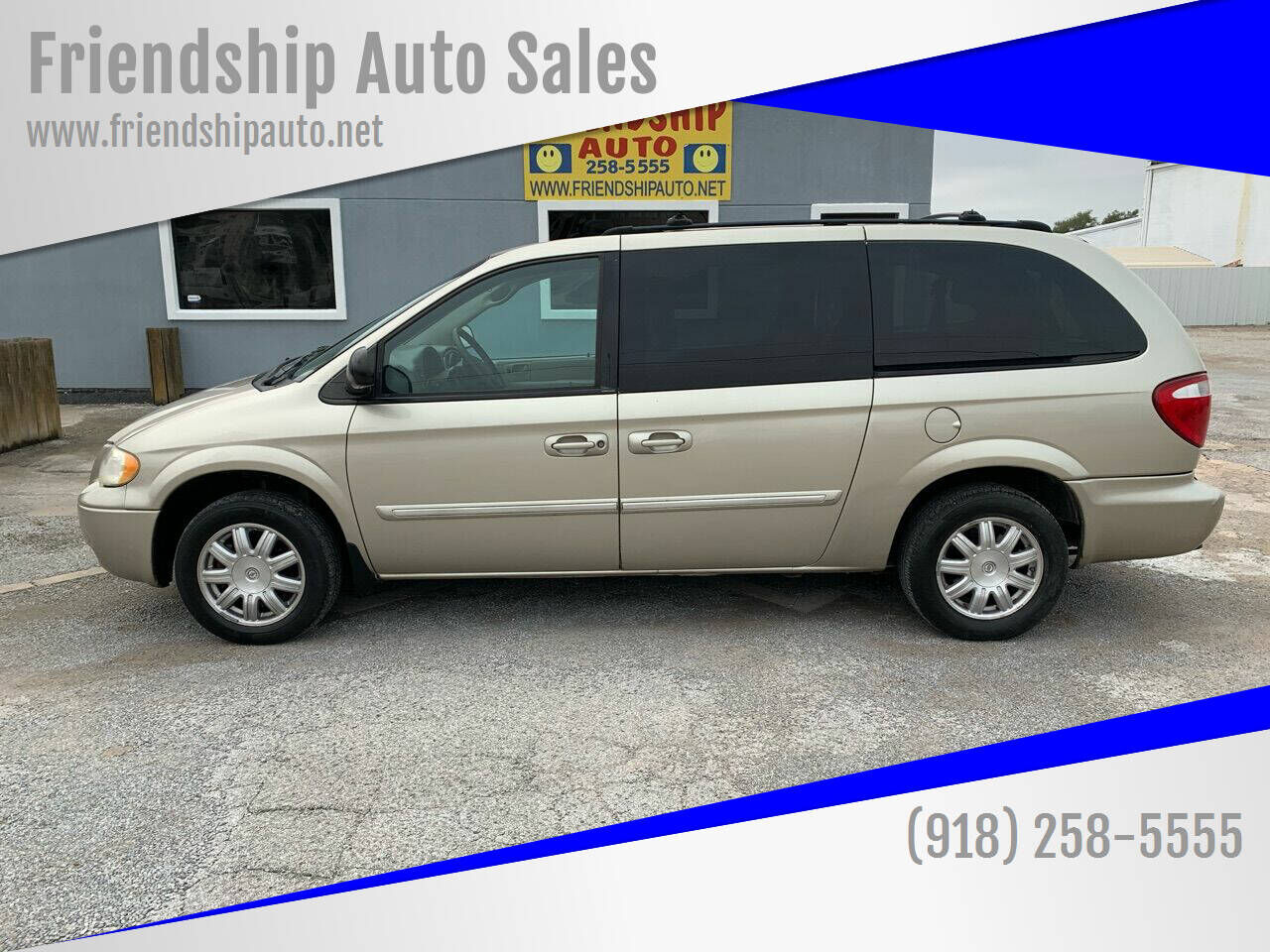2005 CHRYSLER Town and Country
