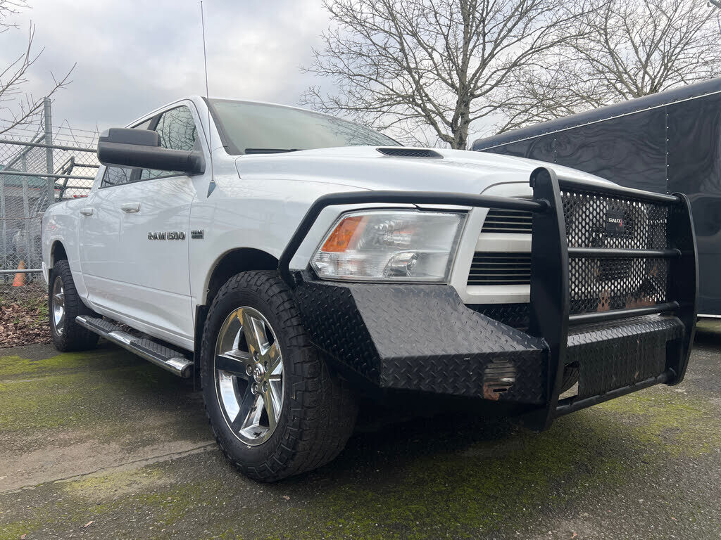 2012 DODGE Ram