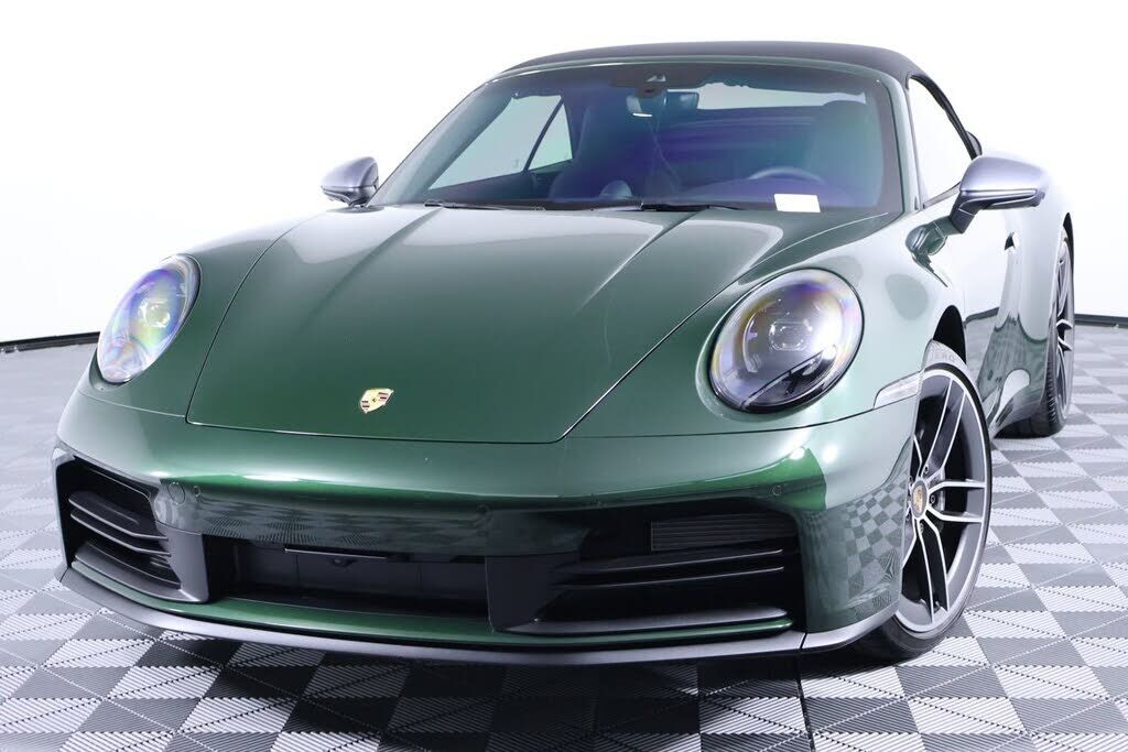 2026 PORSCHE 911