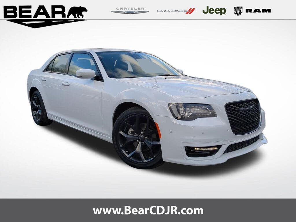 2023 CHRYSLER 300
