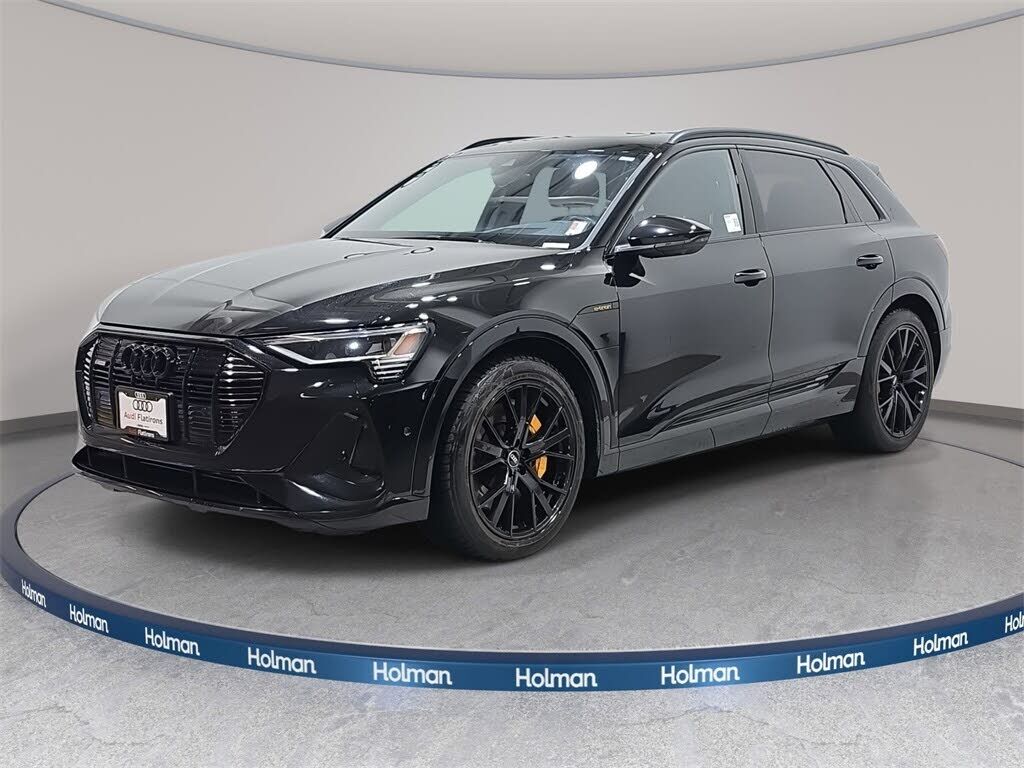 2023 AUDI e-tron