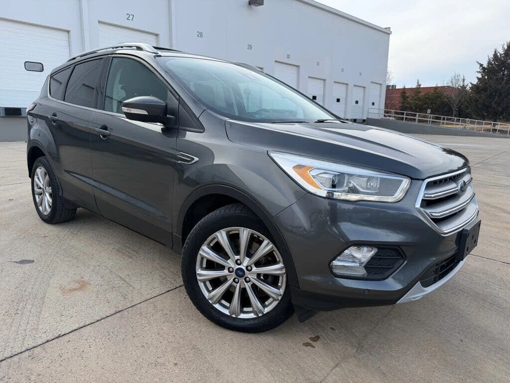 2017 FORD Escape