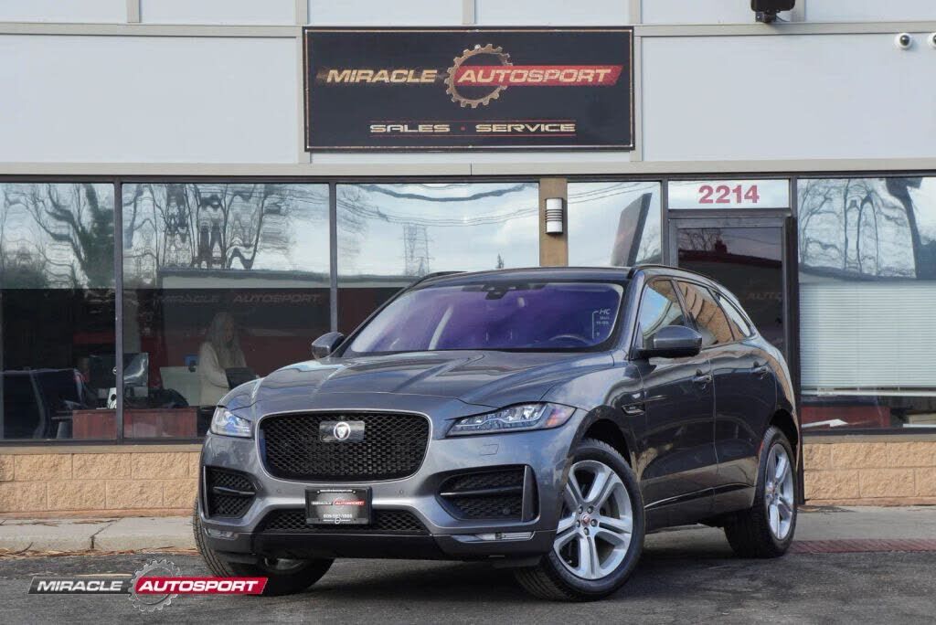 2017 JAGUAR F-Pace