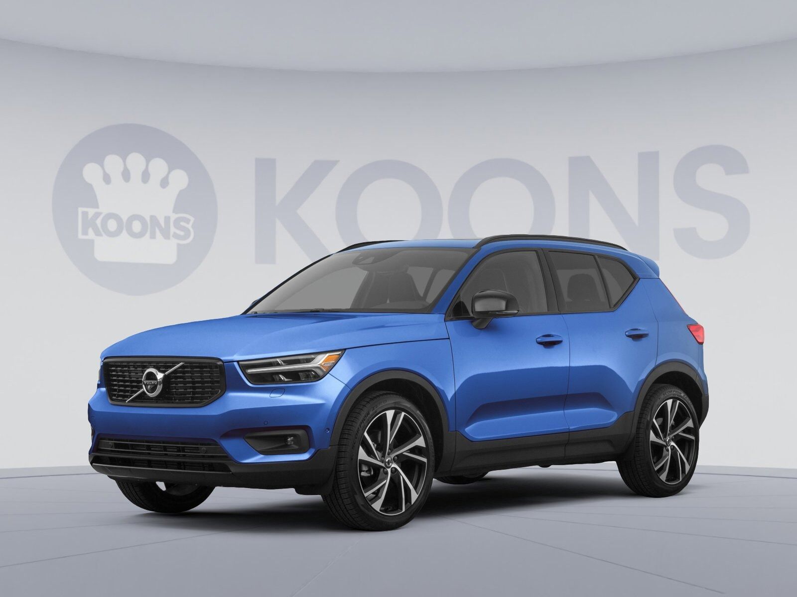 2020 VOLVO XC40