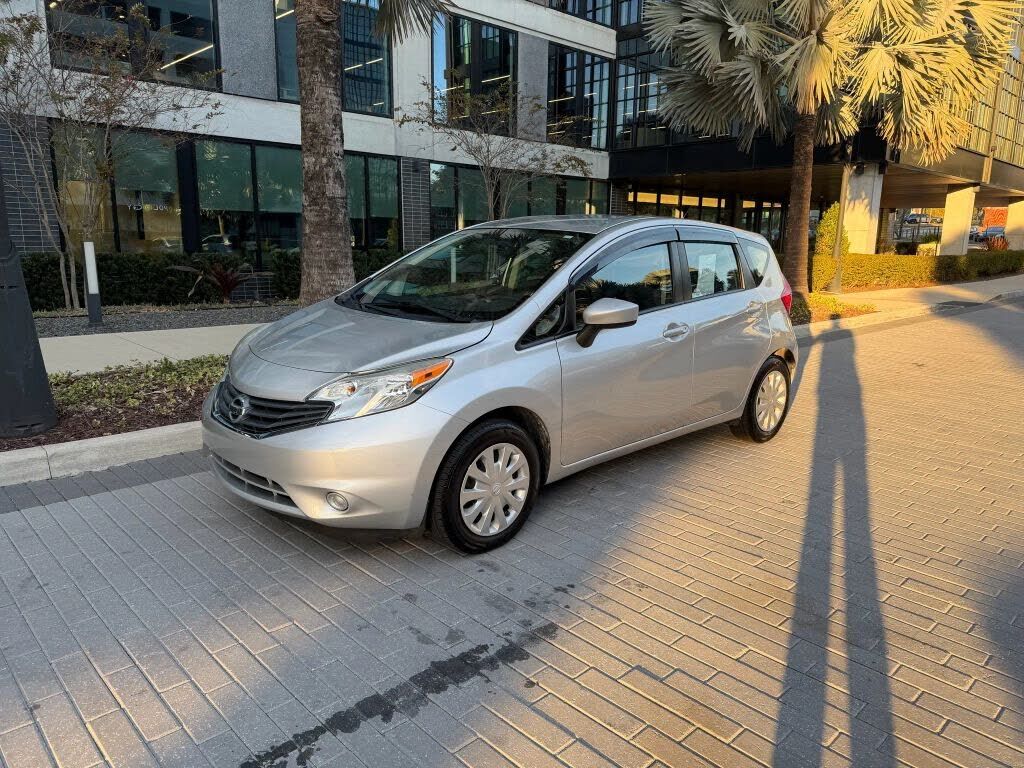 2016 NISSAN Versa