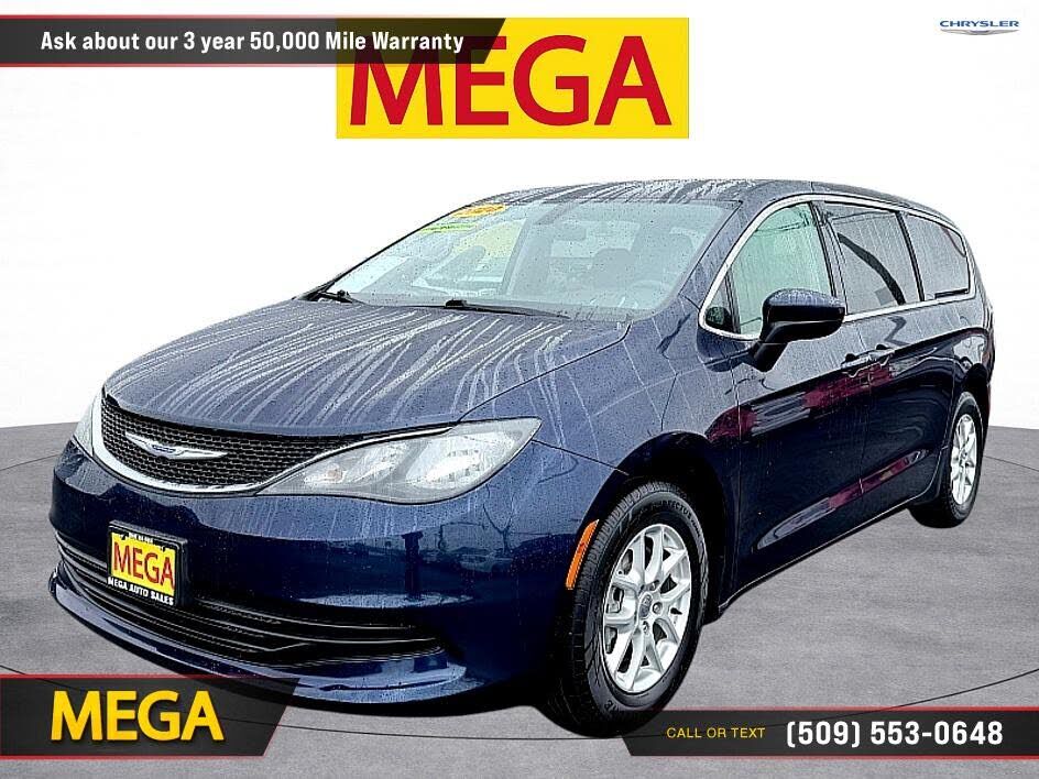 2020 CHRYSLER Voyager