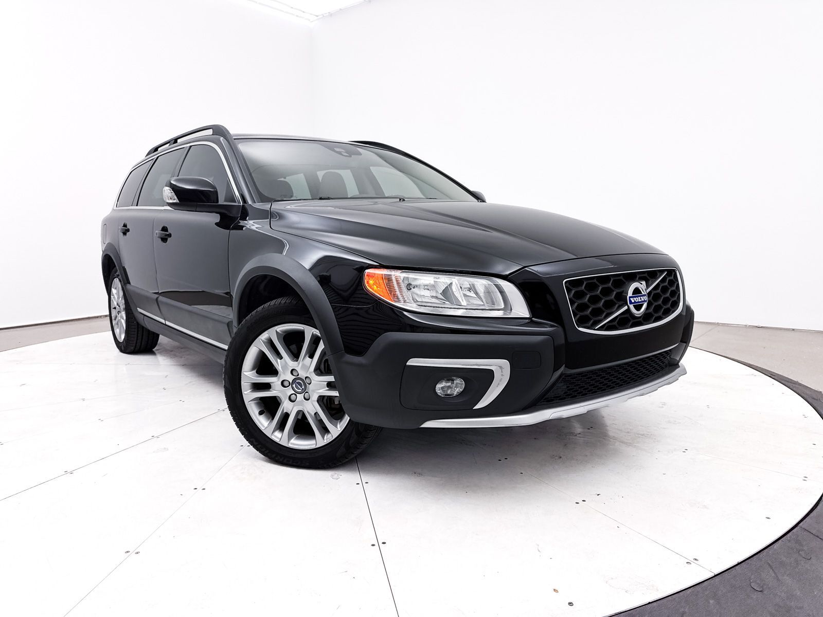 2016 VOLVO XC70
