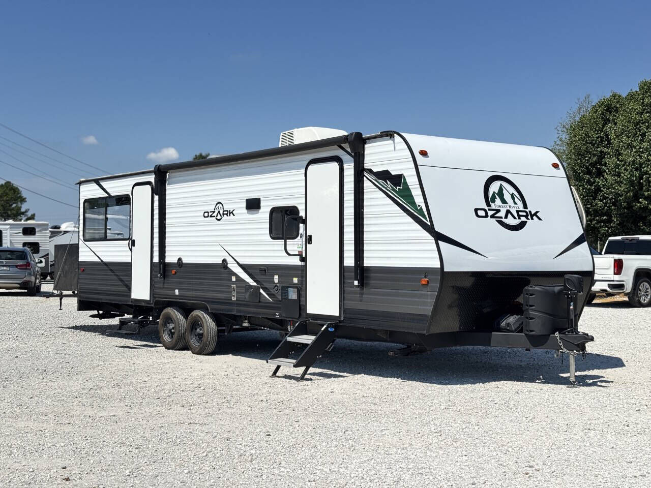 2022 FOREST RIVER Ozark Towables
