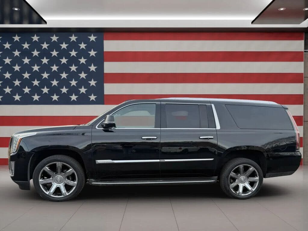 2016 CADILLAC Escalade